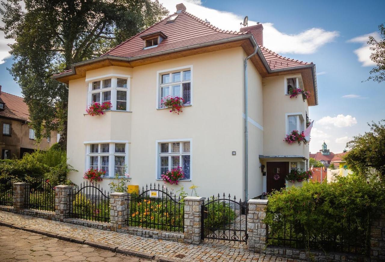 Appartement Dom Pod Rybia Skala à Jelenia Góra Extérieur photo
